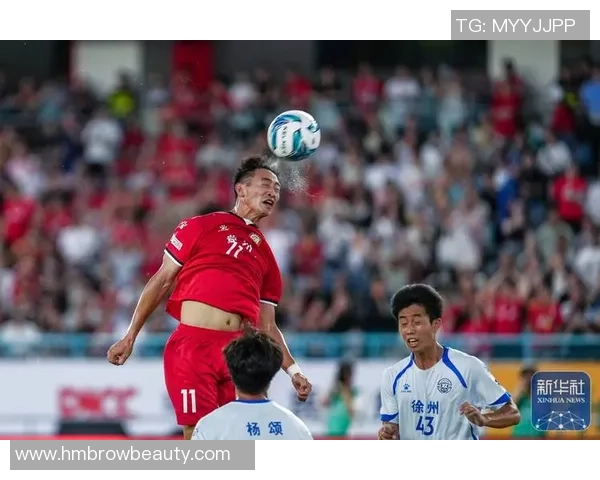 足球比赛中球星的风采与竞技精神对比赛结果的深远影响分析 足球比赛中球星的风采与竞技精神对比赛结果的深远影响分析