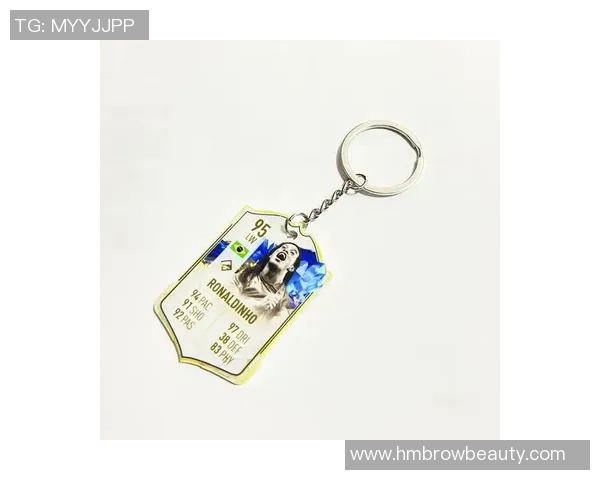 创意足球球星组合挂件潮流饰品点亮运动时尚魅力